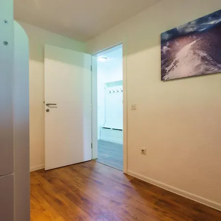 Oaza Mira - Sakina Pecina