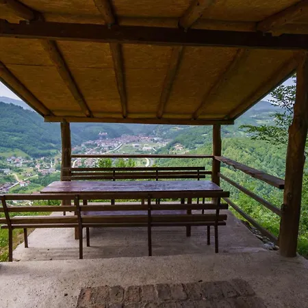 Oaza Mira - Sakina Pecina * Fojnica